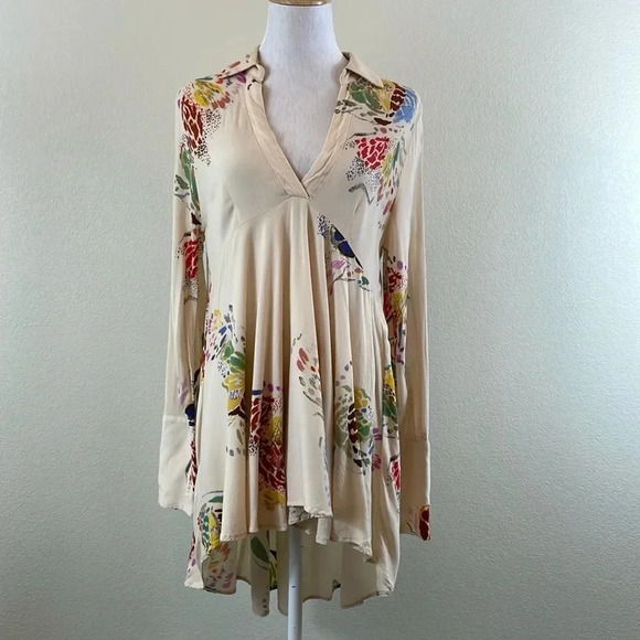 Free People Tops - Free People cream floral/abstract high low tunic size small